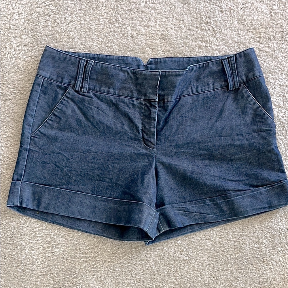 Express Denim Blue Women's Shorts.Size:12. Gently Used.